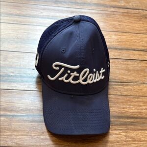 Titleist Pro V1 Fitted Hat Cap Size Small-MediumNew Era Navy Blue